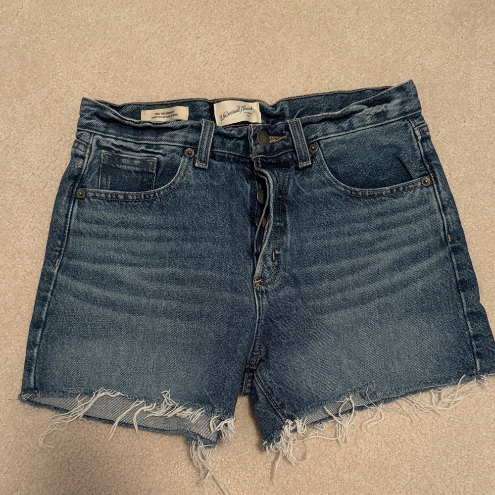 Good American Blue Jean Shorts Distressed Raw-Cut Hem